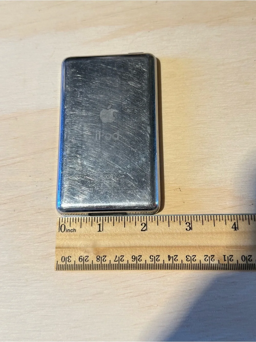 iPod Model:A1238 6thGEN 80GB “BROKEN”Bad Battery/Hard-Drive Loads To Home Screen